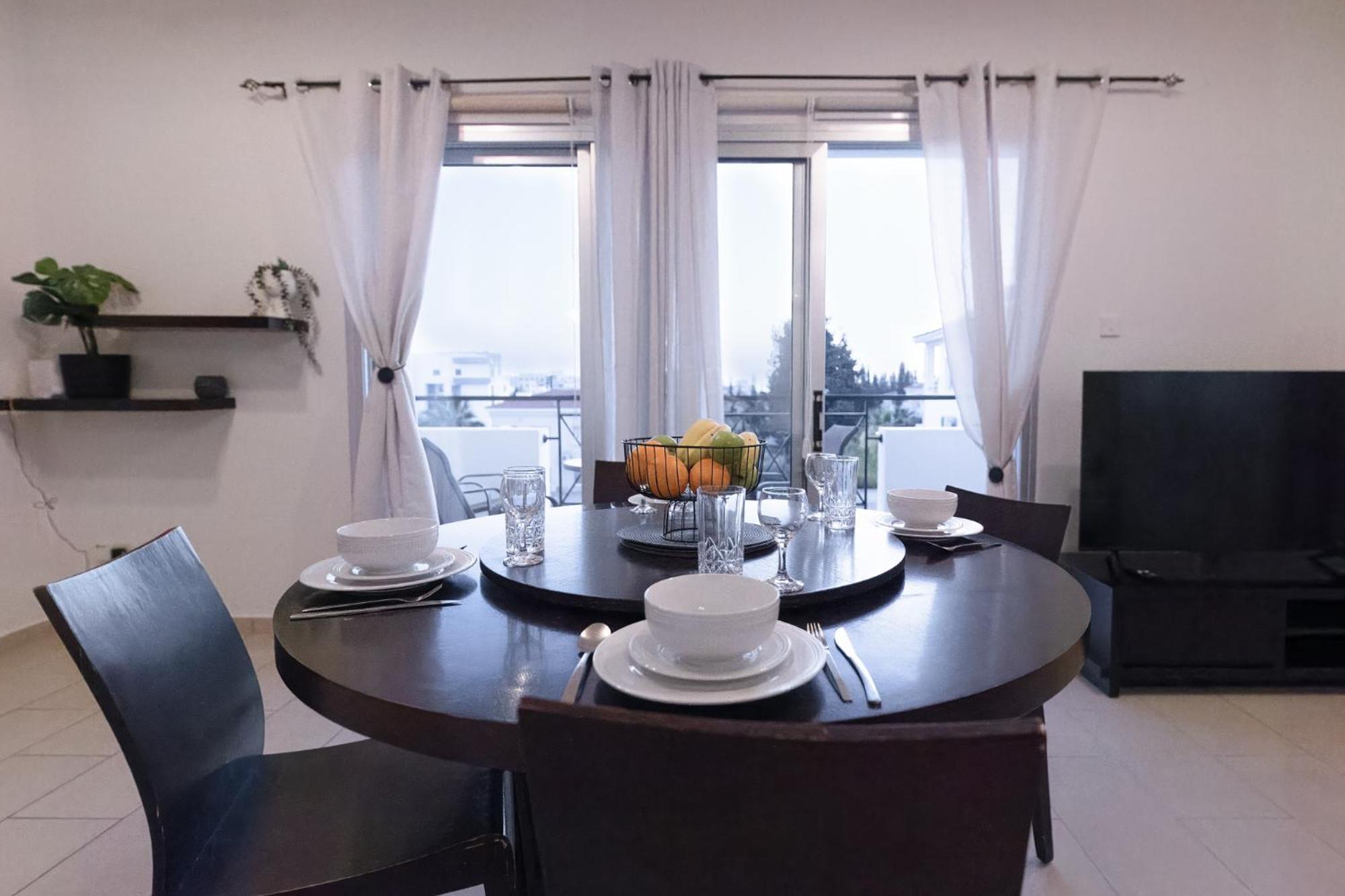 Nefeli Blue-Horizon 2B, Pool, Suites, Big Balconies Paphos Exterior foto
