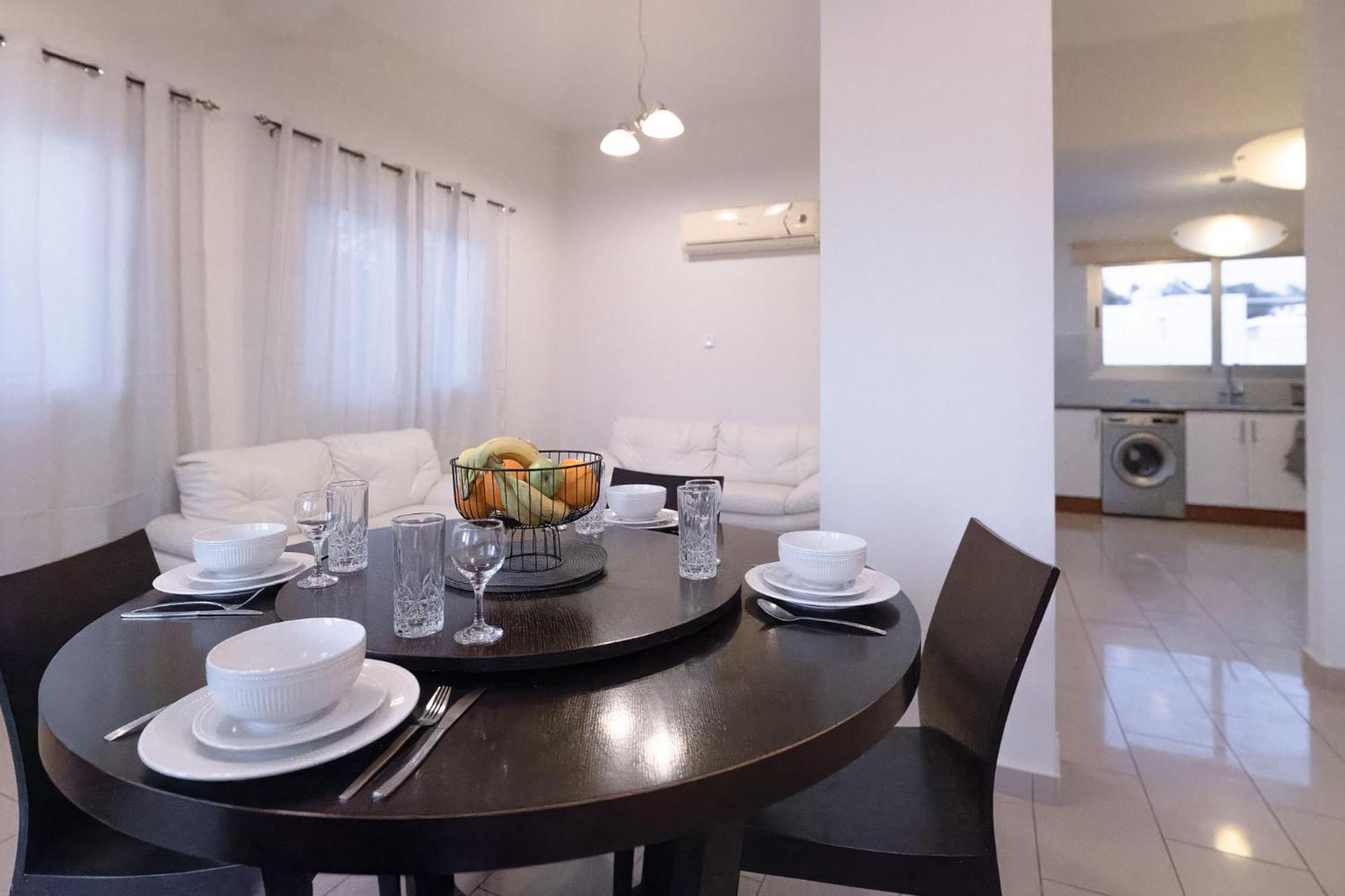 Nefeli Blue-Horizon 2B, Pool, Suites, Big Balconies Paphos Exterior foto